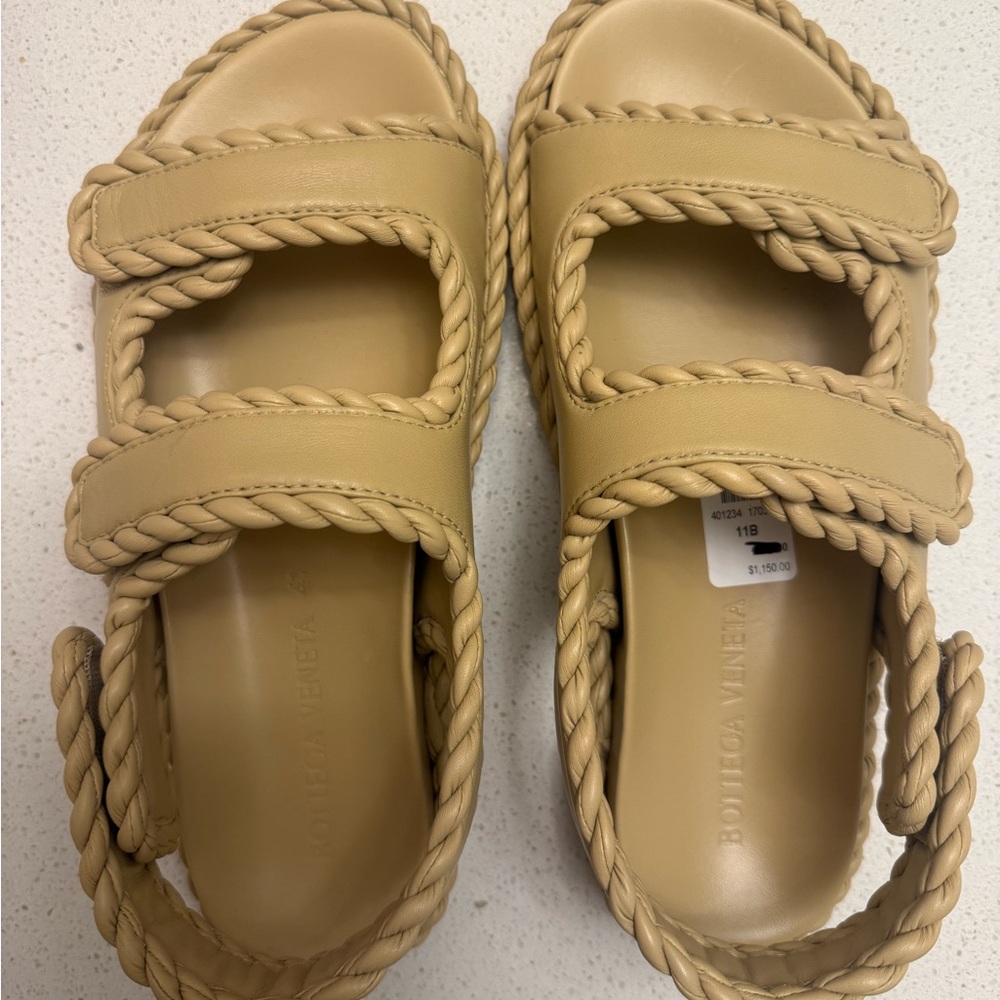Bottega Veneta Jack Slingback Tan Sandals - NWT - NEVER WORN SIZE 41